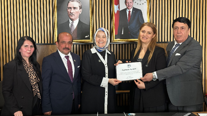 Doğu ve Güneydoğu Kültür Sanat Derneği Çocukları Sevindirdi!!