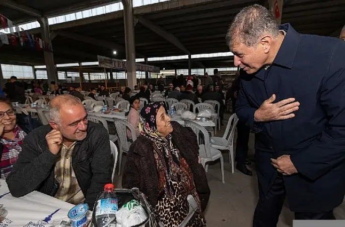 Büyükşehir'in gönül sofrası bu kez Menemen'de kuruldu