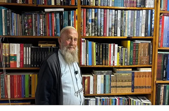 Kitap tutkunu bir ömrün yeni durağı: Alev Alatlı