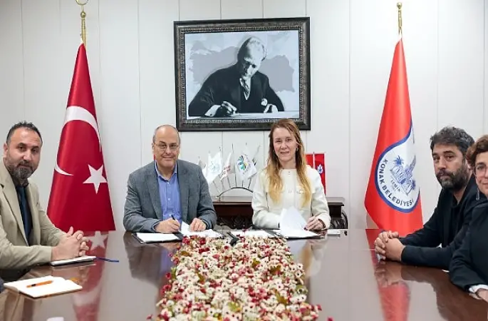 Konak Belediyesi ve BAYETAV'dan iş birliği: İmzalar eşit ve adil yaşam için atıldı