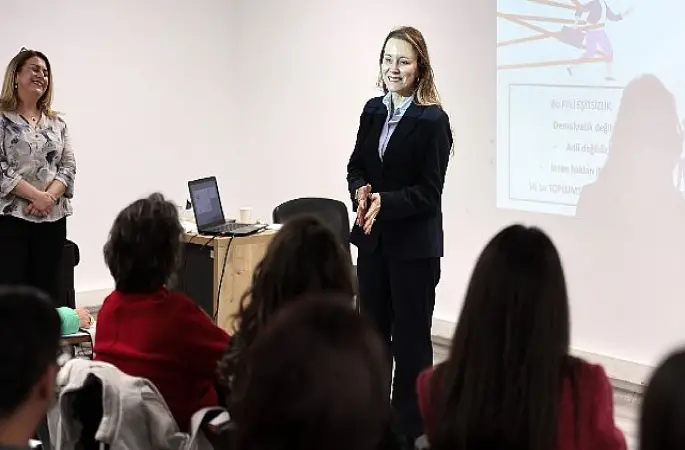 Konak'ta kadınlar her geçen gün daha güçlü