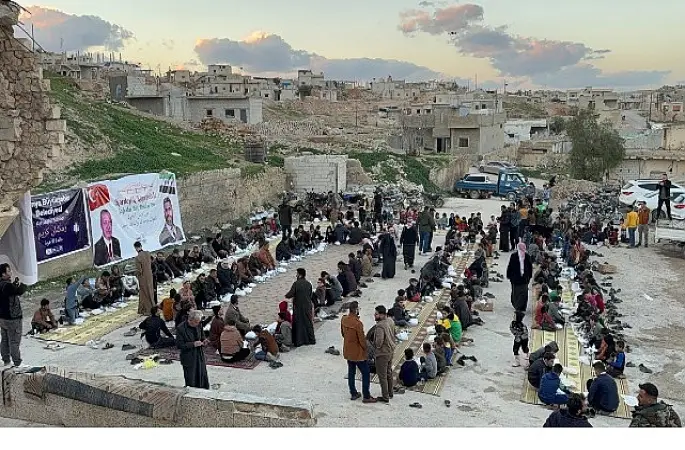 Konya Büyükşehir Suriye'nin 3 Şehrinde İftar Sofraları Kuruyor