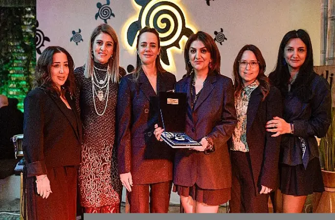 Öznur Tugay: Kadınlar için değişimi güç birliğiyle sağlayalım